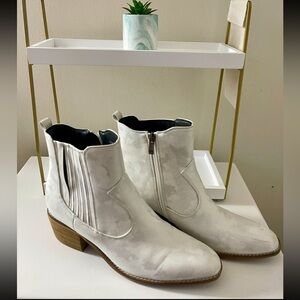 Stylish White Ankle Boots